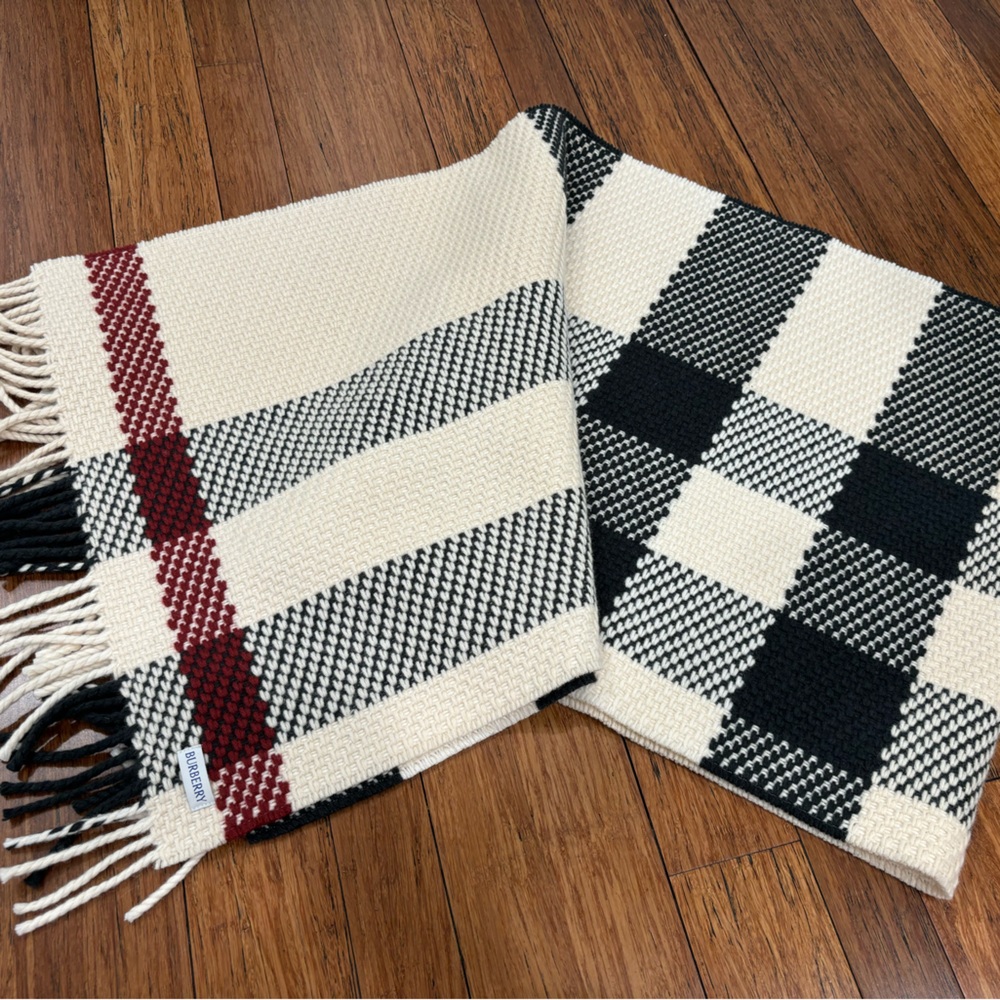 Burberry Jumbo Check Fringe Wool Scarf